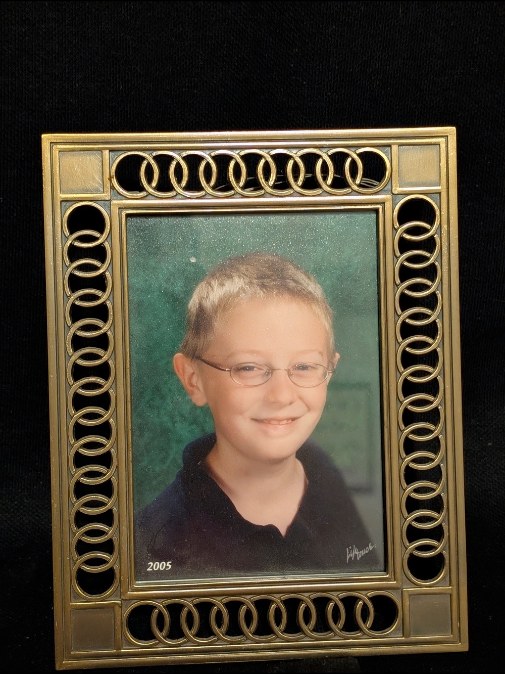 Gold Decorative Loop Photo Frame - Brand:
